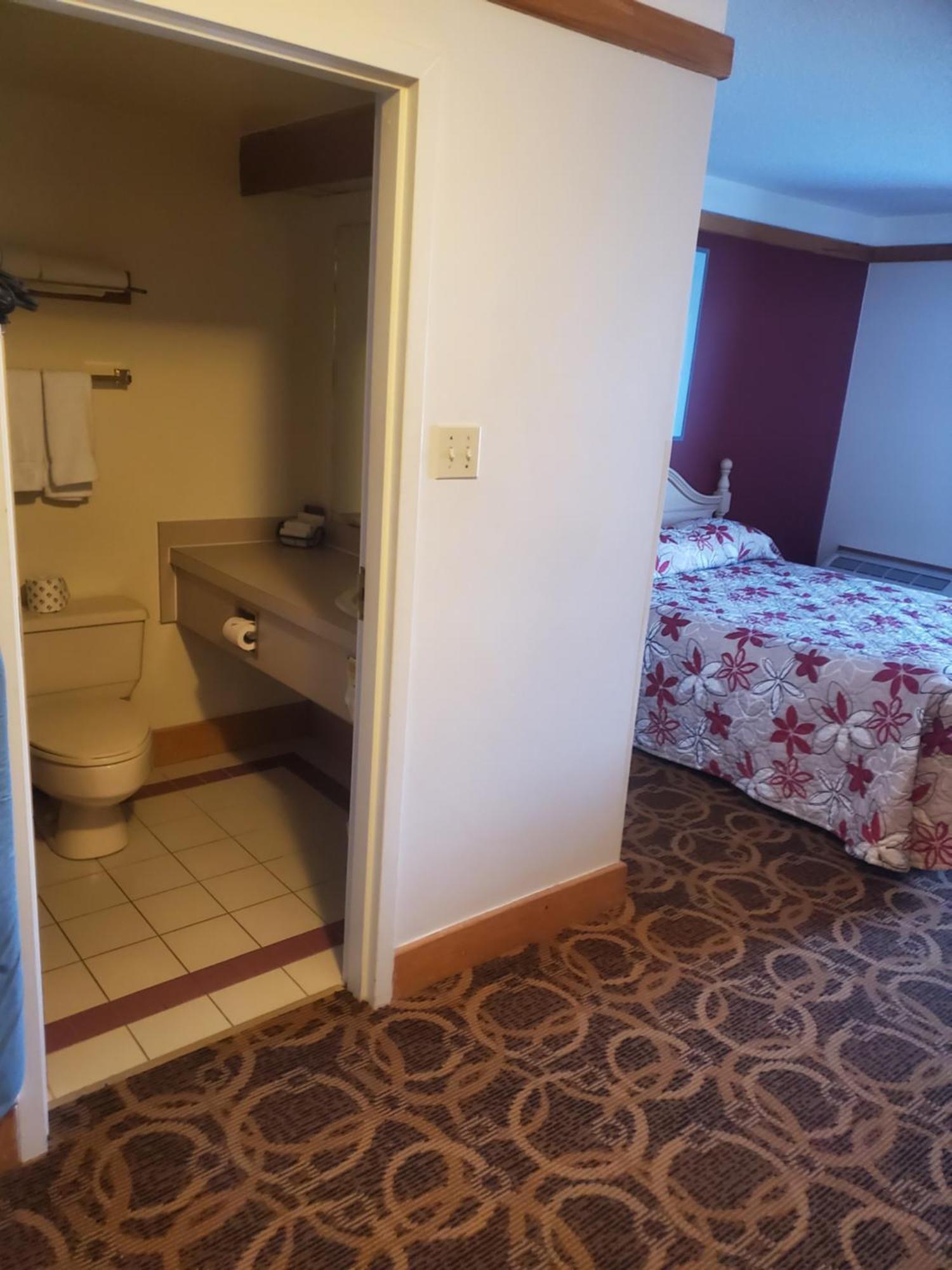 Granite Town Hotel Saint George ภายนอก รูปภาพ