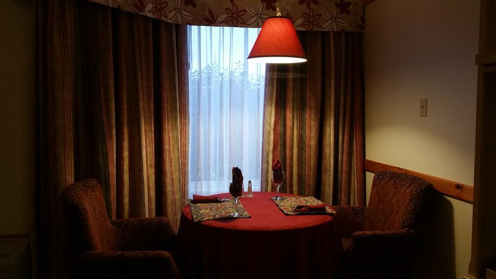 Granite Town Hotel Saint George ภายนอก รูปภาพ