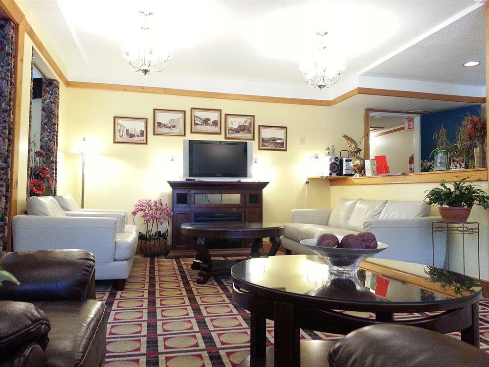 Granite Town Hotel Saint George ภายนอก รูปภาพ